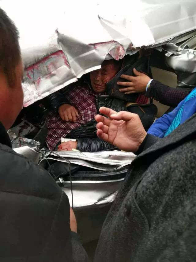 车祸死亡多久出责任认定书_木乐广仁村车祸出武警_梦见出车祸