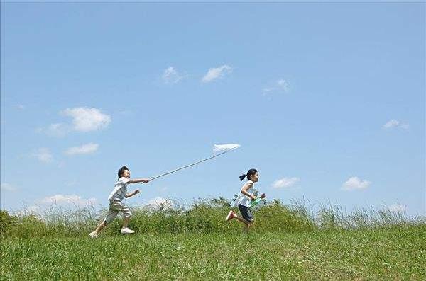 梦见被人追是什么意思 女人梦到被陌生人追赶有什么预兆