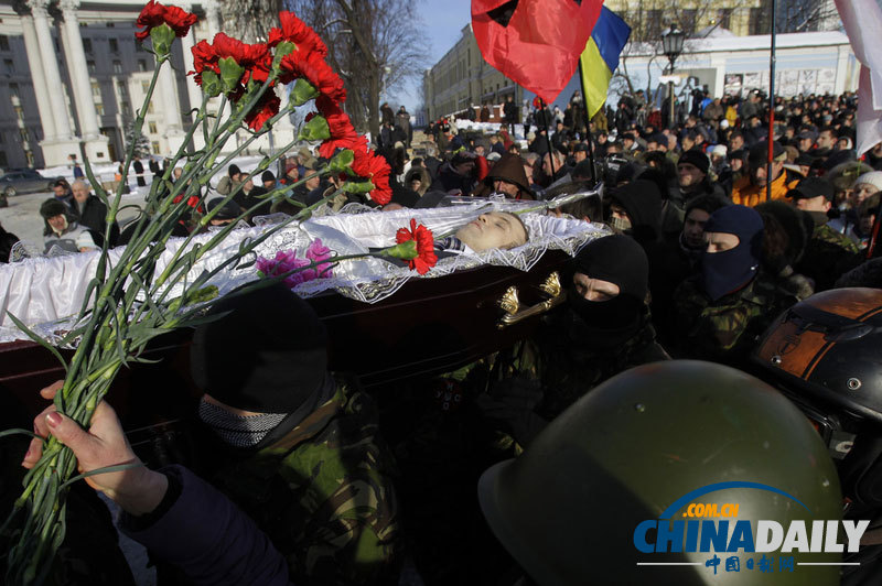 梦见死人和自己说话_梦见和死人说话死人也和我说话_做梦梦见自己和死人说话