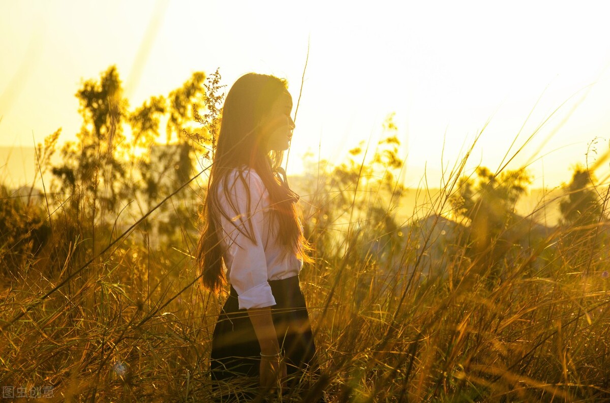 那些未婚女孩们，请你晚点结婚吧