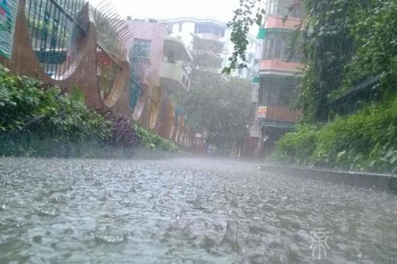 下雨吉他谱原版_梦见下雨房子漏雨_梦见下雨原版