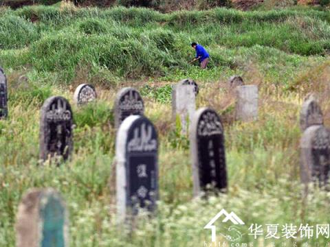 梦见坟墓烧坟墓上的纸_梦见坟墓_梦见坟墓塌方