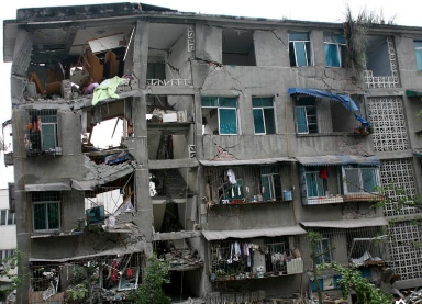 女人梦见要地震没地震_梦见地震_梦见地震房子倒塌