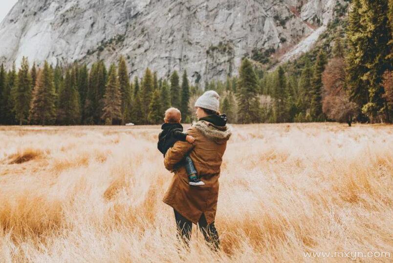 梦见别人生孩子了_梦见媳妇生别人孩子_孕妇梦见生了个漂亮的孩子