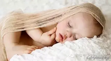 梦见蛇女生_梦见蛇女是什么意思_女的梦见蛇