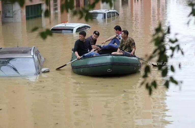 梦见涨洪水_梦见下雨涨洪水越来越大_孕妇梦见河里涨洪水