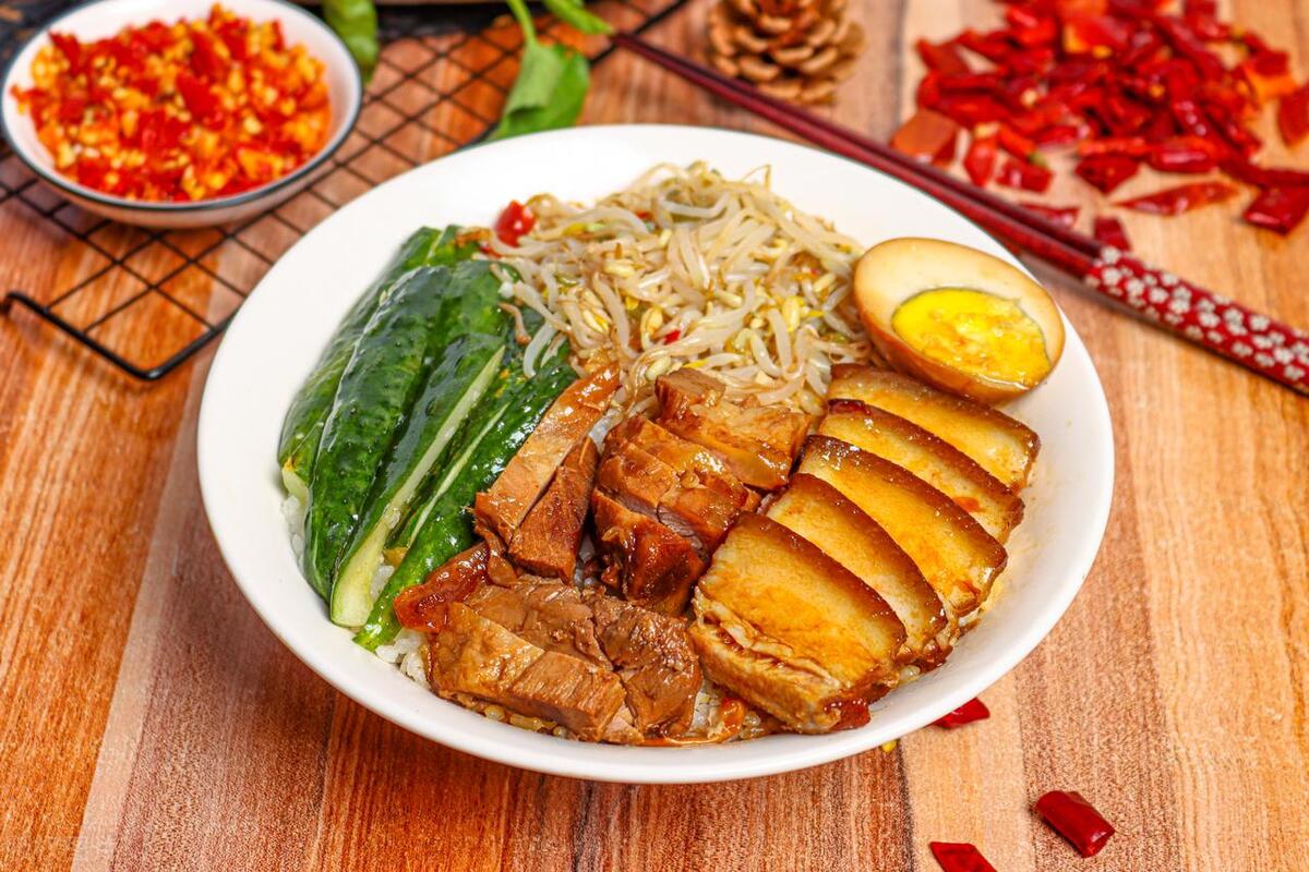 猪肉饭:马达加斯加的味蕾之旅 梦见买猪肉_梦见猪肉便宜买了好多_梦见肉铺买猪肉